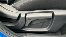 Nissan Qashqai 1.3 DiG-T N-Connecta 5dr [Glass Roof Pack] Petrol Hatchback